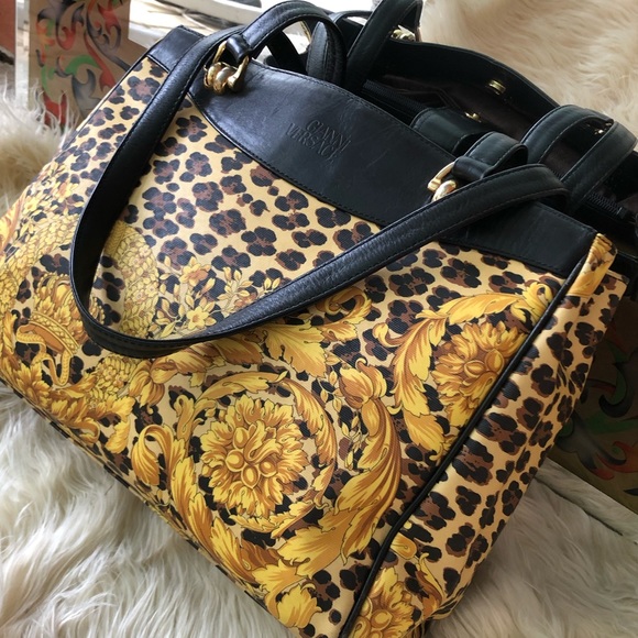 Versace Handbags - 🥂Vintage Gianni Versace Yellow Leopard Tote